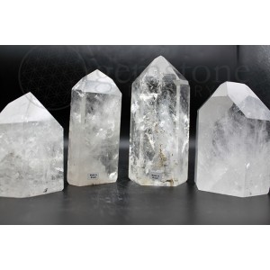 Large Crystal Quartz Points